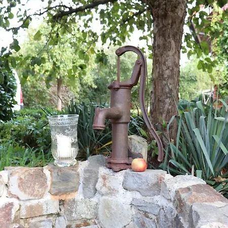 Hage לינה וארוחת בוקר 3*